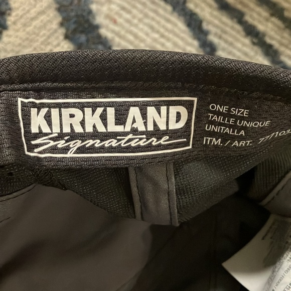 Kirkland Signature 2 pack adjustable caps BNWT in Black & Gray from Costco ❤️❤️ - Picture 5 of 8